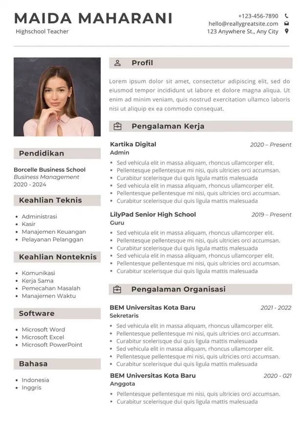Contoh CV Kreatif